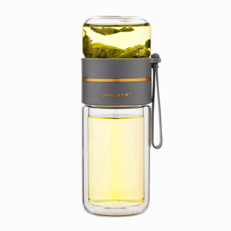 Glazen waterfles met thee infuser